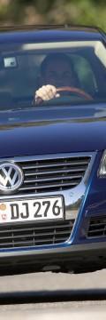 VOLKSWAGEN Generație
 Passat (B6) 1.9 TDI (105 Hp) Caracteristici tehnice
