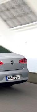 VOLKSWAGEN Generație
 Passat (B8) 2.0d (150hp) MT Caracteristici tehnice
